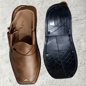 Original Peshawari Bera Chappal in High Kurrum leather, classic front view