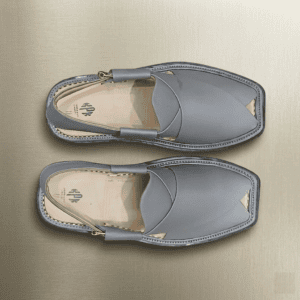 Ashen grey Peshawari Bera Chappal in High Kurrum, classic silhouette
