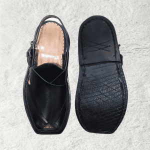 Layered lapa strap design on the Black Peshawari Chappal in High Kurrum